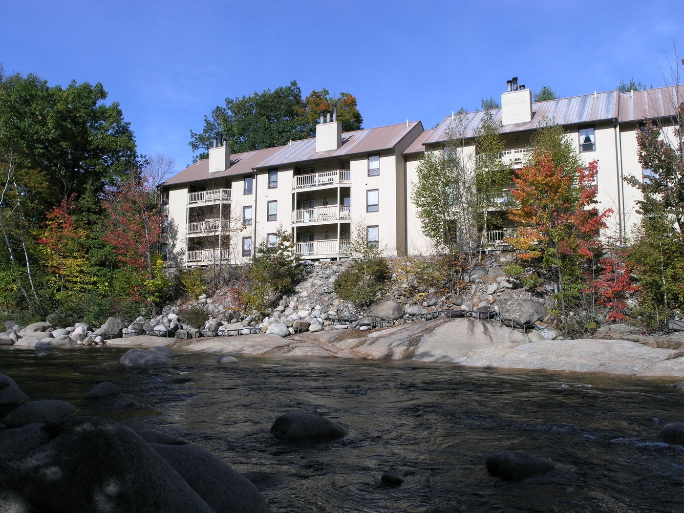 Loon Mountain Ski Season Rental Image
