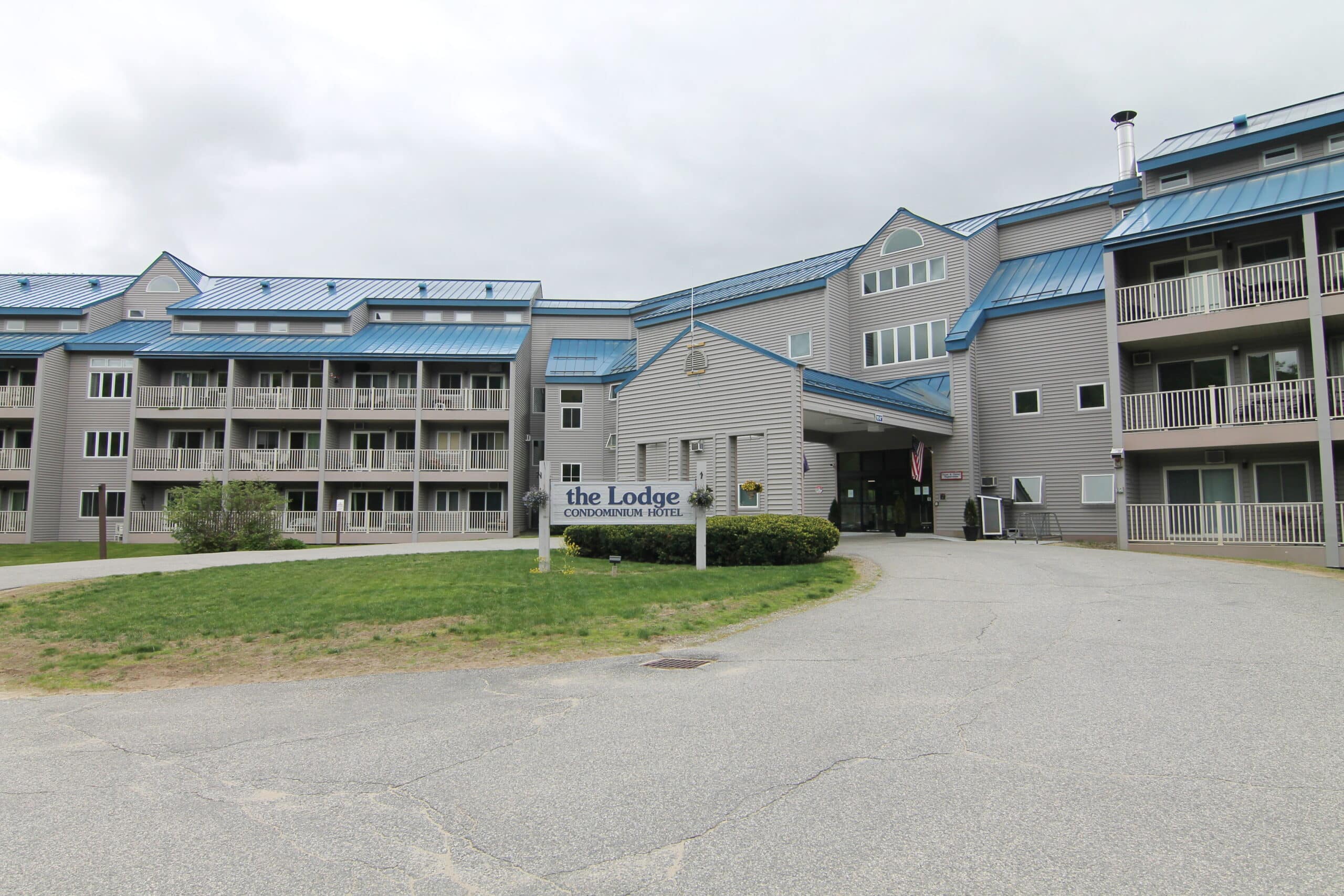 Loon Mountain Ski Season Rental Image